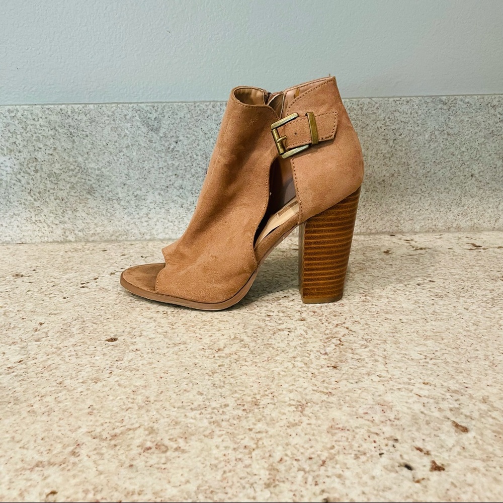 Open Toe Heels / Heeled Booties